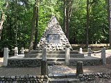 Foto: Denkmal auf dem Russenfriedhof