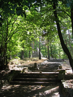 Treppen zum Friedhof